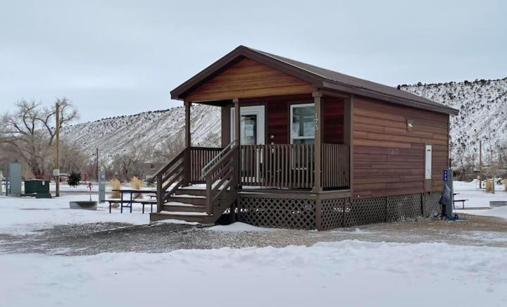 Отель Castle Gate Rv Park Хелпер Экстерьер фото