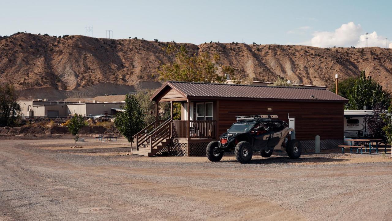 Отель Castle Gate Rv Park Хелпер Экстерьер фото